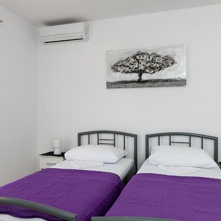 Apartments Karol & Mara 믈리니 외부 사진