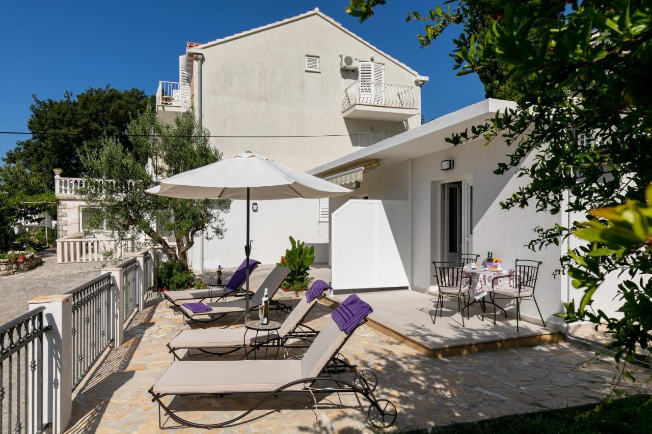 Apartments Karol & Mara 믈리니 외부 사진
